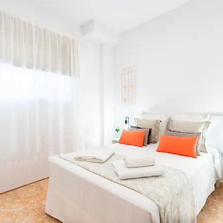 Wintowinrentals Great Apartment, Amazing Location In Parque Mediterraneo Málaga Exterior foto